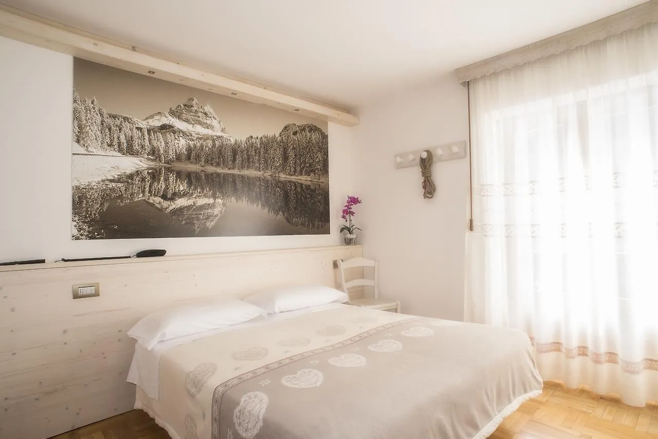 Albergo Meuble Victoria Auronzo di Cadore 3*,